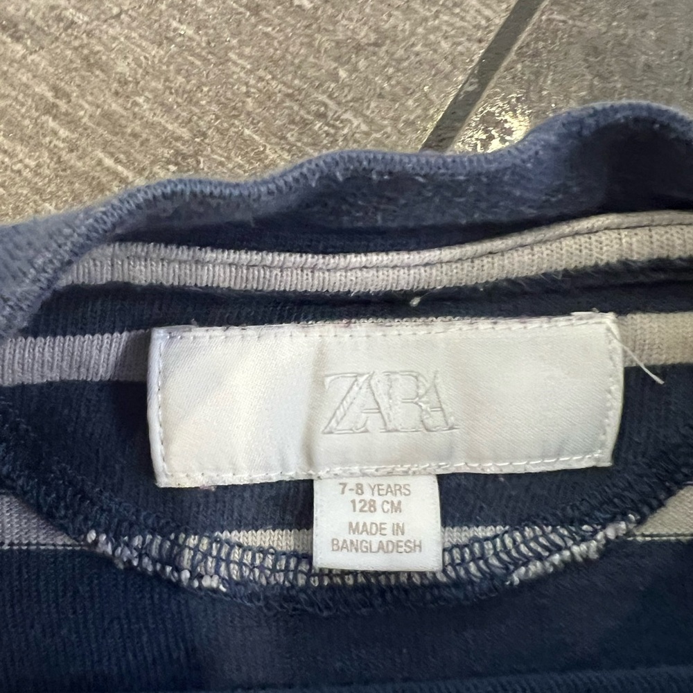 Zara Kids Navy and White Striped Long Sleeve Tee size 7/8 - Picture 3 of 4